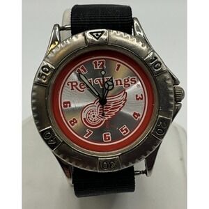 Official NHL Detroit Red wing mens watch, some light wear/age, looks & runs good